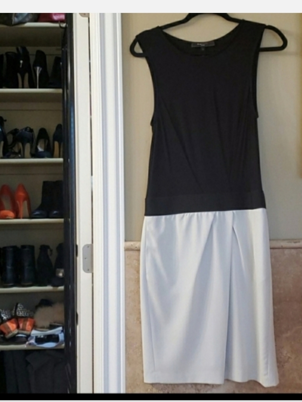 Bcbgmaxazria dress size S-M